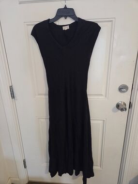 Black Cap-Sleeve V-Neck Dress by SOFT JOIE
